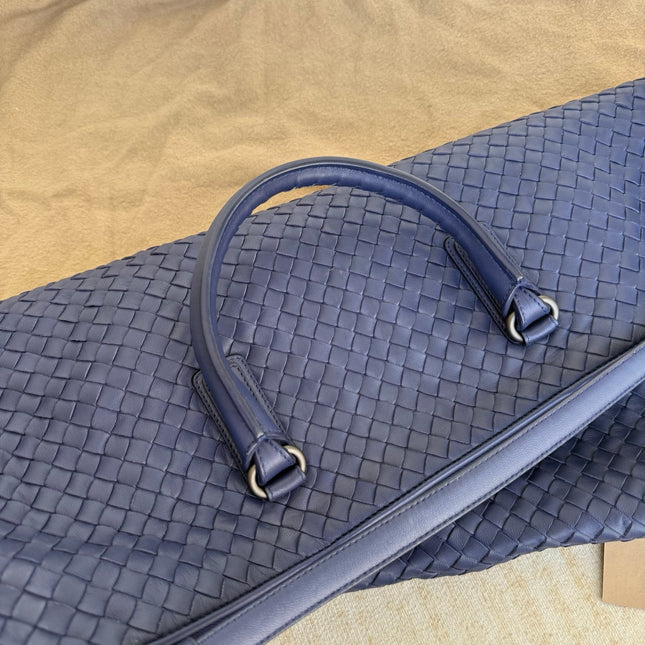 Bottega Veneta Maxi Convertible Tote Navy Leather 50cm