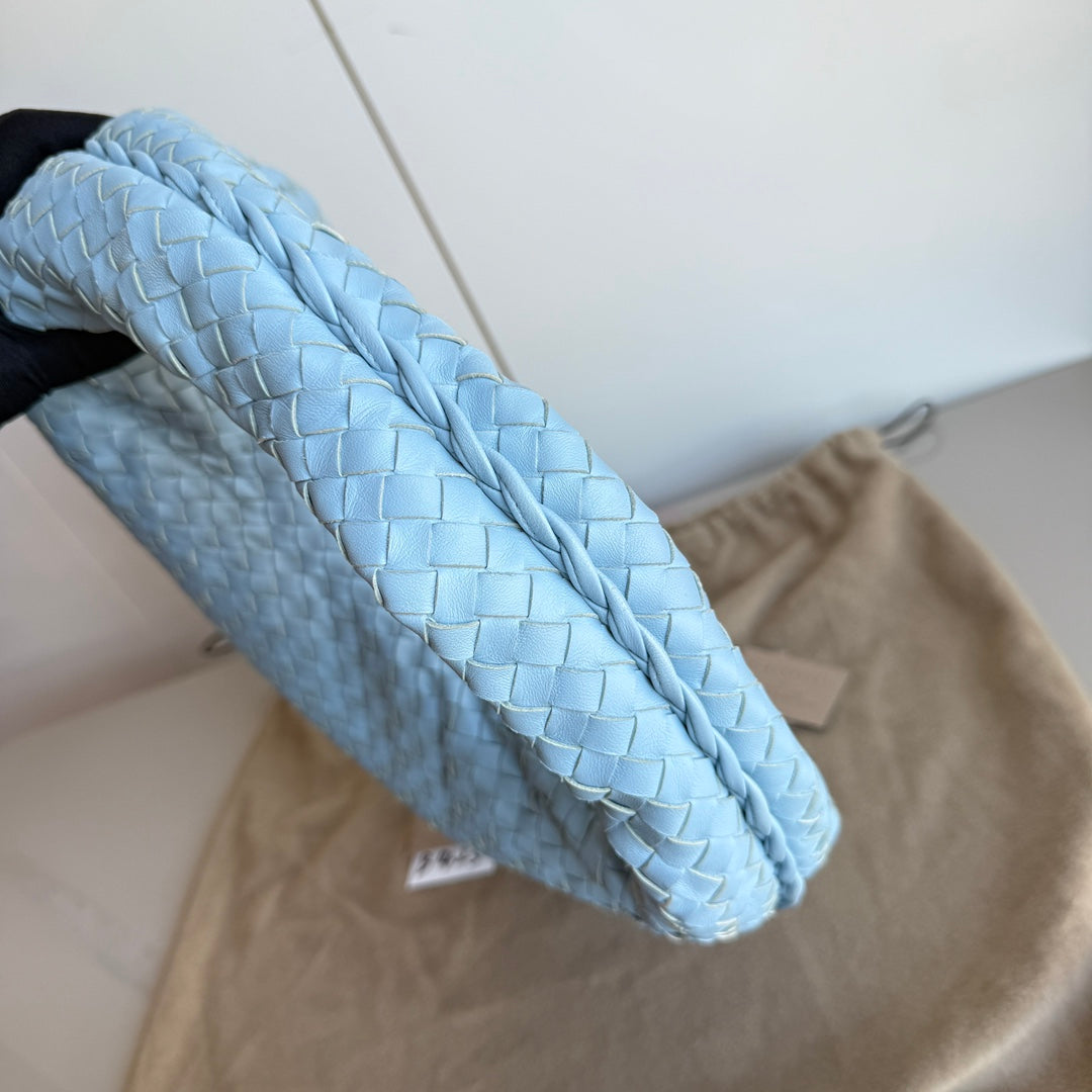 Bottega Veneta Veneta Hobo Medium Baby Blue Intrecciato Leather Bag 41cm