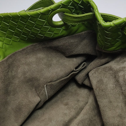 Bottega Veneta Garda Avocado Green Intrecciato Nappa Leather Large 33cm