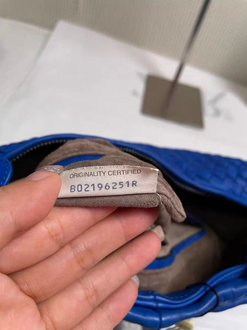 Bottega Veneta Hobo Bag Lambskin leather Royal Blue Medium 45cm