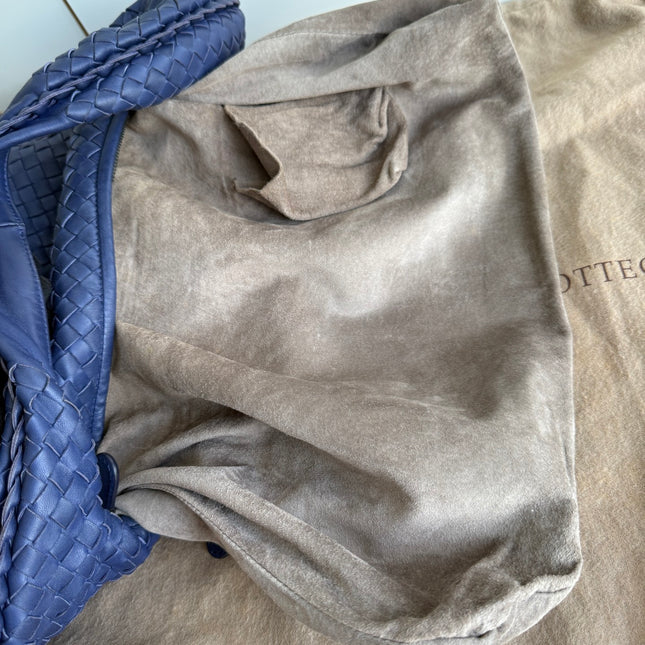 Bottega Veneta Veneta Hobo Large Navy Intrecciato Leather Bag 47cm