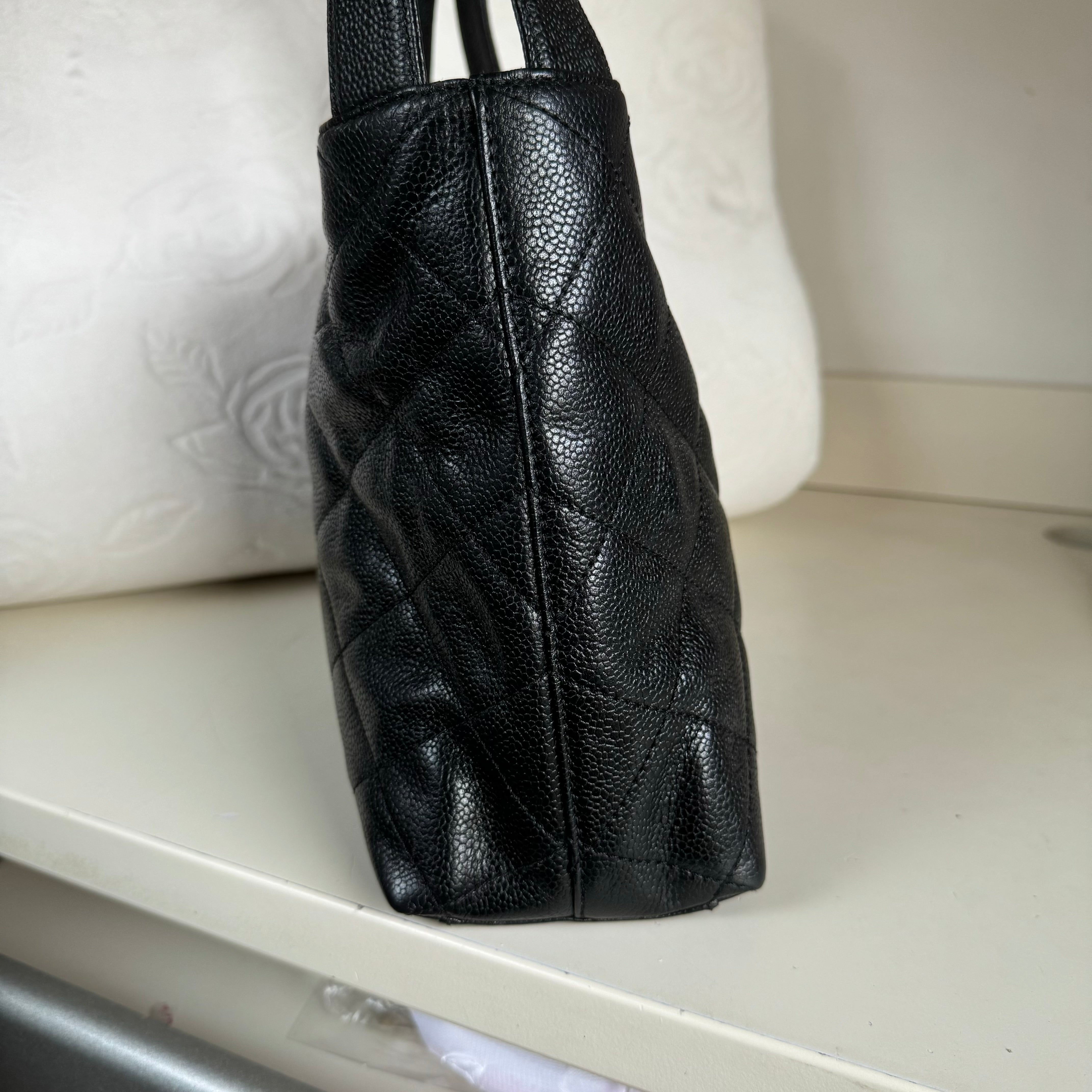 Chanel Kelly Top Handle Bag Black Caviar Leather 2000 2002 Large Black Suede