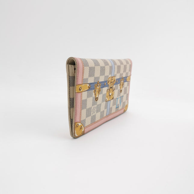 Sold Louis Vuitton Damier Azur Summer Trunks Pochette Weekend White