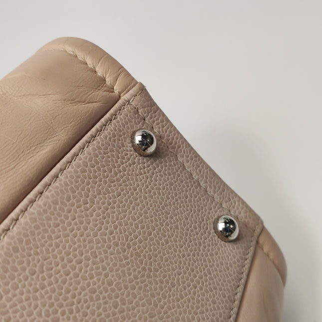 Chanel Deauville Tote Medium Pink Leather Leather Chain Straps