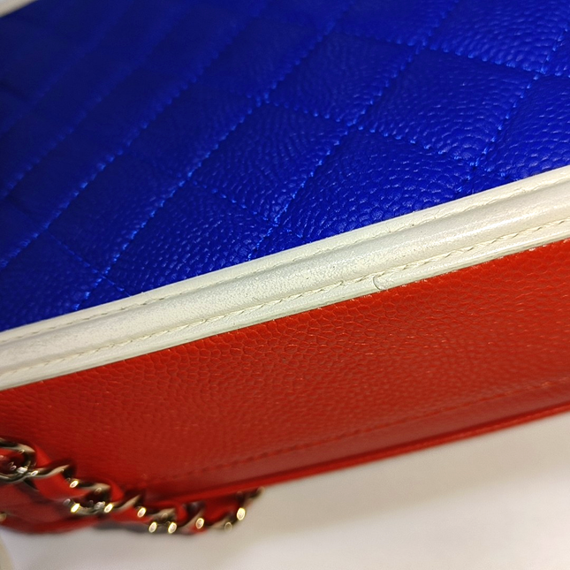 Chanel Filigree Medium Vanity Case Tricolor Caviar Leather, 2018-2019