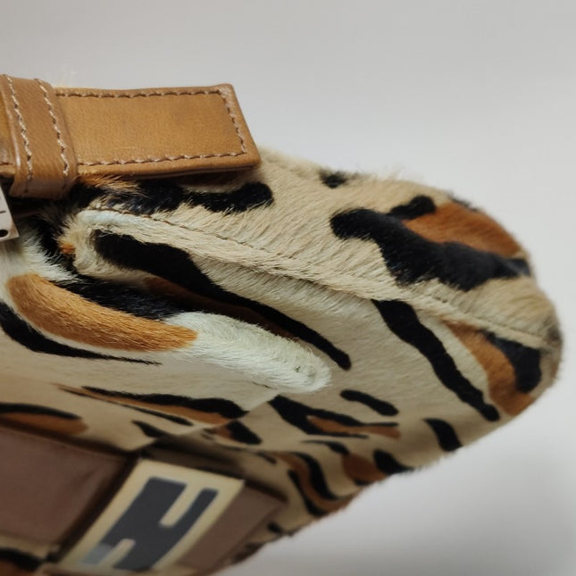 Fendi Baguette Pony hair in leopard print Brown
