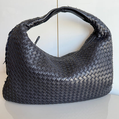 Bottega Veneta Intrecciato Hobo Bag Medium Black Navy Leather 47cm-Luxbags