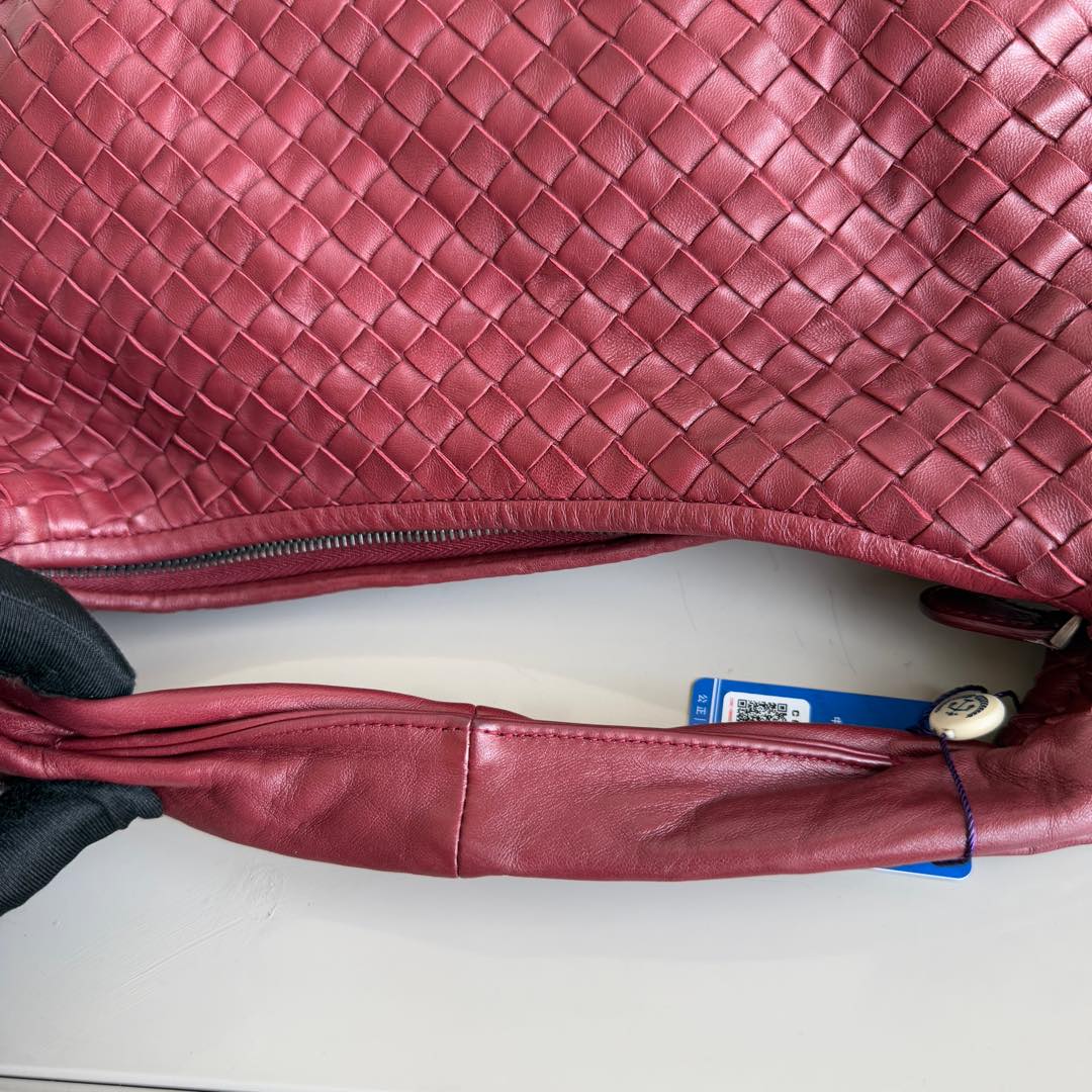 Bottega Veneta Belly Hobo Intrecciato Ancora Red Nappa Leather Medium 40cm