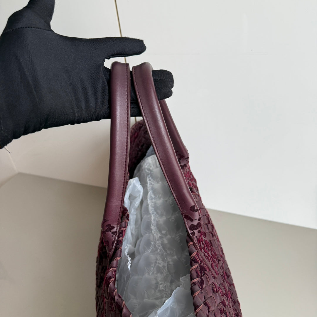 Bottega Veneta Cabat Large Intreccio Burgundy Leather and Velvet 40cm