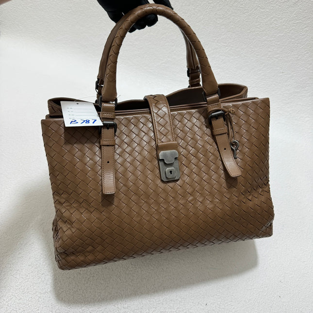 Bottega Veneta Roma Large Intrecciato Nappa Leather Caramel Brown Tan 35cm No Strap-Luxbags