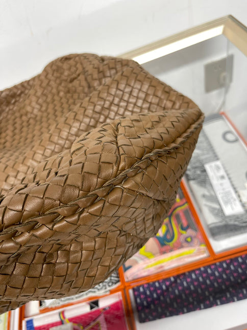 Bottega Veneta Belly Hobo Milk Chocolate Brown Maxi 50cm Intrecciato Leather