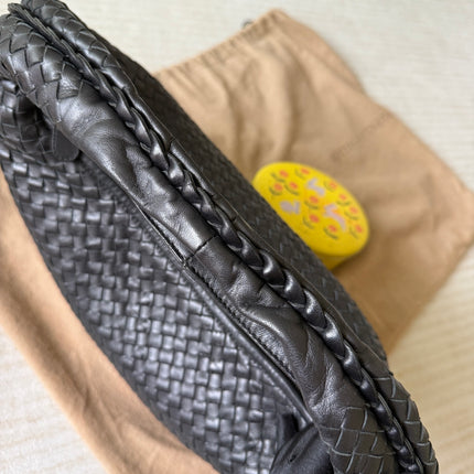 Bottega Veneta Veneta Intrecciato Hobo Bag Medium Black Leather 47cm
