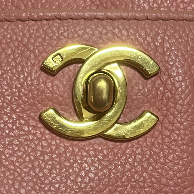 Chanel Cerf Executive Medium Pink Leather Handbag 35cm