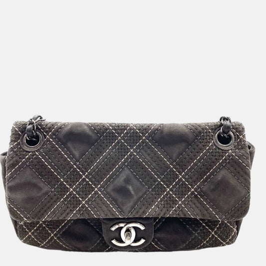 Chanel Paris-Edinburgh Saltire 2013 Seude Stitched Single Flap Medium in Grey-Luxbags