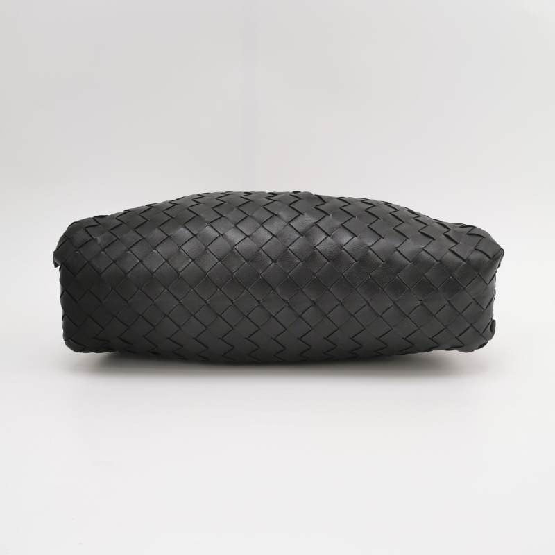 Bottega Veneta Pouch Large Intrecciato Black Calfskin Leather Clutch