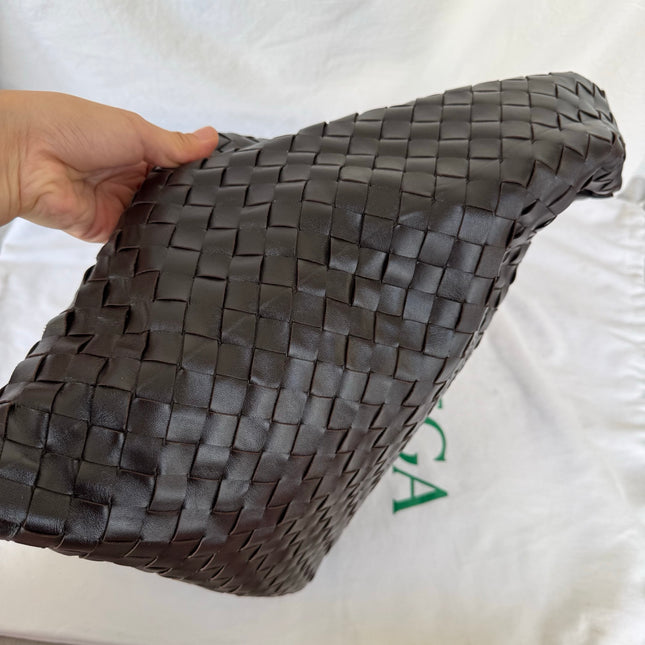 Bottega Veneta Hop Large Leather Fondant Chocolate Brown Hobo Bag