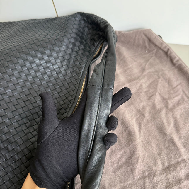 Bottega Veneta Veneta Hobo Maxi Black Leather 52cm
