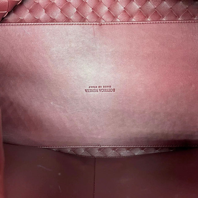Bottega Veneta Andiamo Large Burgundy Handbag