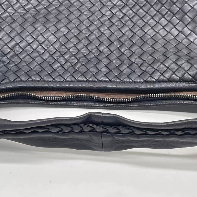 Bottega Veneta Veneta Sac Hobo Maxi en Cuir Noir 52-54cm