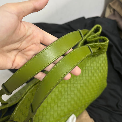 Bottega Veneta Garda Avocado Green Intrecciato Nappa Leather Large 33cm