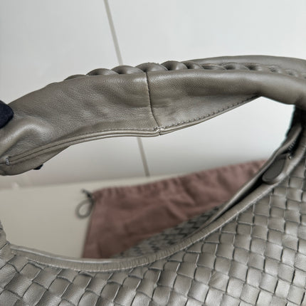 Bottega Veneta Belly Hobo Intrecciato Grey Leather Medium 40cm
