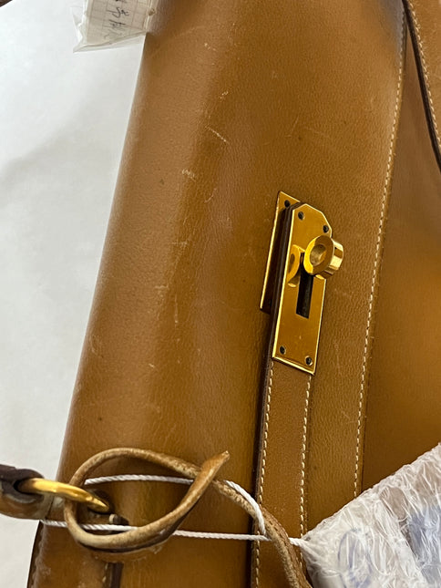Hermes Kelly 32 Retourne 1976 Gold Box Leather Gold Hardware