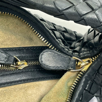 Sold Bottega Veneta Intrecciato Hobo Bag Medium Black Lambskin leather 45cm