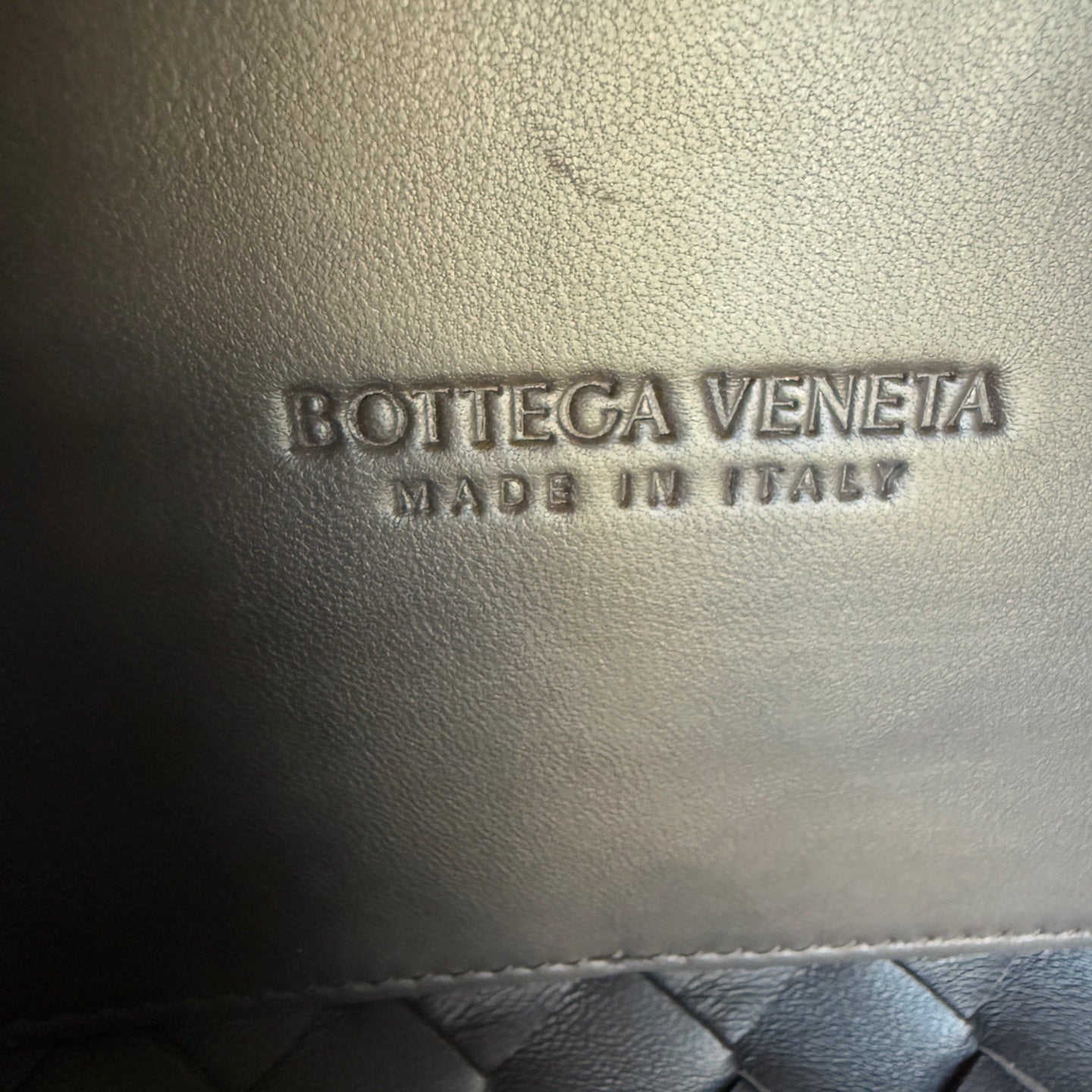 Bottega Veneta Andiamo Medium Fondant Dark Chocolate Brown Handbag