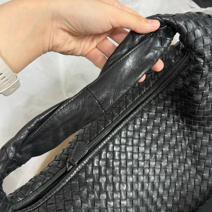 Bottega Veneta Veneta Intrecciato Hobo Bag Large Black Lambskin leather 48cm
