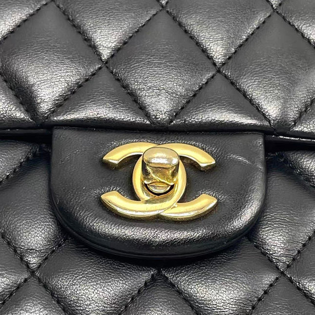 Chanel Classic Flap Medium 2015 Black Lambskin Leather Gold Hardware