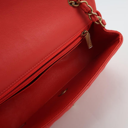Chanel Classic Flap Mini 2019 Red Lambskin Leather Gold Hardware