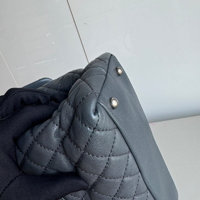 Chanel Coco Handle Maxi Grey Caviar Leather Silver Hardware 32cm, 2015-2016