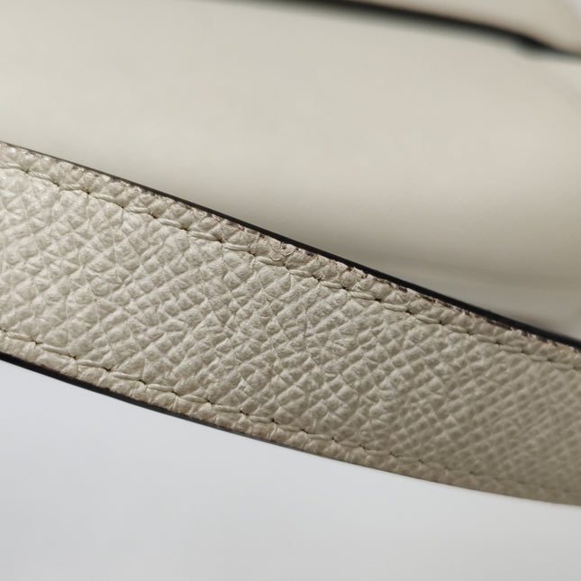 Dior Saddle Medium 2021 White Grained Leather Handbag