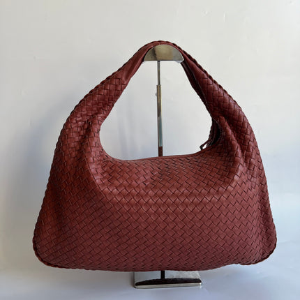 Bottega Veneta Veneta Hobo Medium Brick Red Intrecciato Leather Bag 47cm