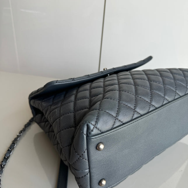 Chanel Coco Handle Maxi Grey Caviar Leather Silver Hardware 32cm, 2015-2016