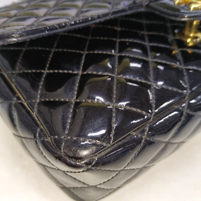 Chanel Classic Flap Medium Black Patent Leather Gold HW Seasonal Chain