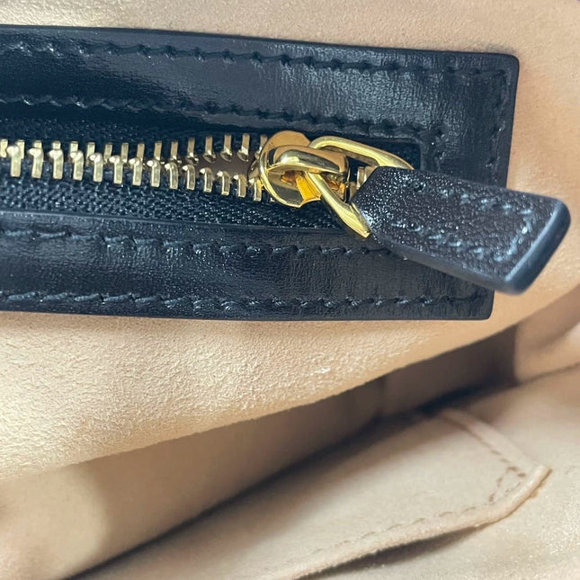 Gucci Jackie 1961 Black Leather Bag Small Piston Lock With Strap