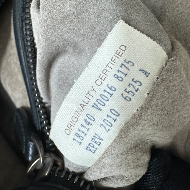 Sold Bottega Veneta Veneta Hobo Large Black 50-53cm Lambskin Leather