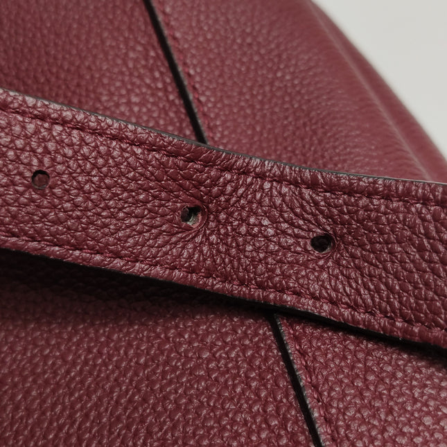 Gucci Jackie 1961 Burgundy Large Pebbled Leather Shoulder Bag with Strap