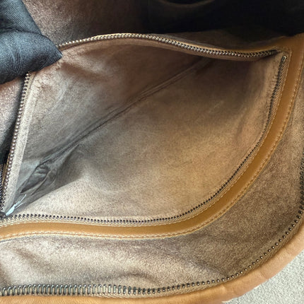 Bottega Veneta Intrecciato Hobo Bag Medium Milk Chocolate Brown leather 47cm