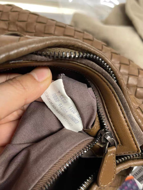 Bottega Veneta Belly Hobo Milk Chocolate Brown Maxi 50cm Intrecciato Leather