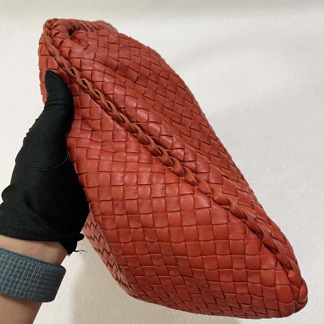 Bottega Veneta Veneta Hobo Medium Brick Red Intrecciato Leather Bag 47cm