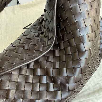 Bottega Veneta Hop Large Leather Fondant Chocolate Brown Hobo Bag