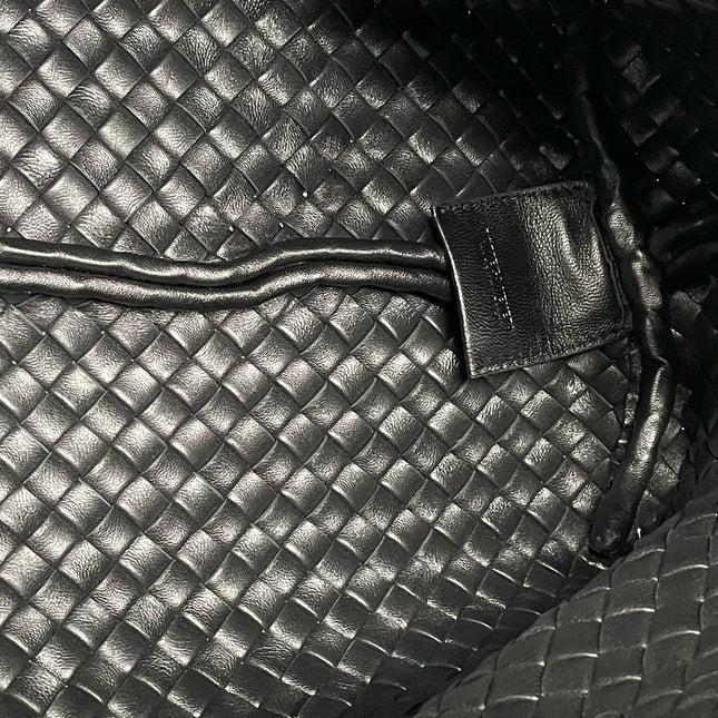 Bottega Veneta XXL Snap Tote Black Intrecciato Leather With Pouch