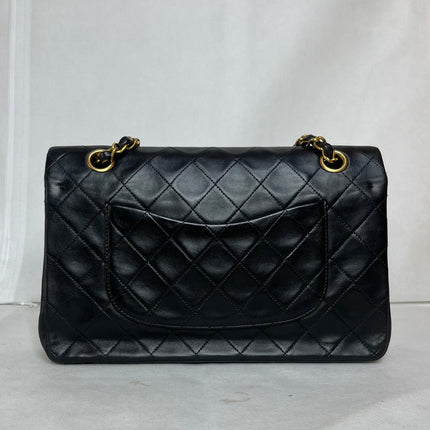 Chanel Classic Flap Vintage Medium Black Lambskin Leather 24k Gold Hardware 1994-1996
