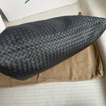 Bottega Veneta Maxi Convertible Tote Bag Hobo Black Leather Two-way Carry 50cm