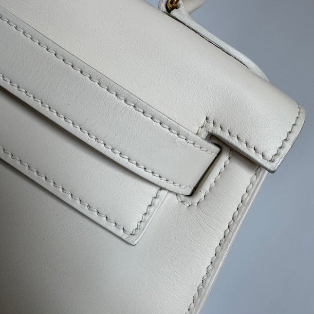 Hermes Kelly 28 Sellier Vintage White Box Leather Gold Hardware 1996