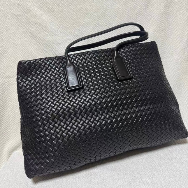 Bottega Veneta XXL Snap Tote Black Intrecciato Leather With Pouch