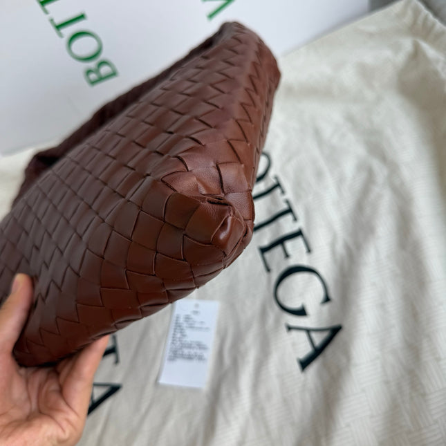 Bottega Veneta Hop Hobo Medium Leather Brick Red 46cm