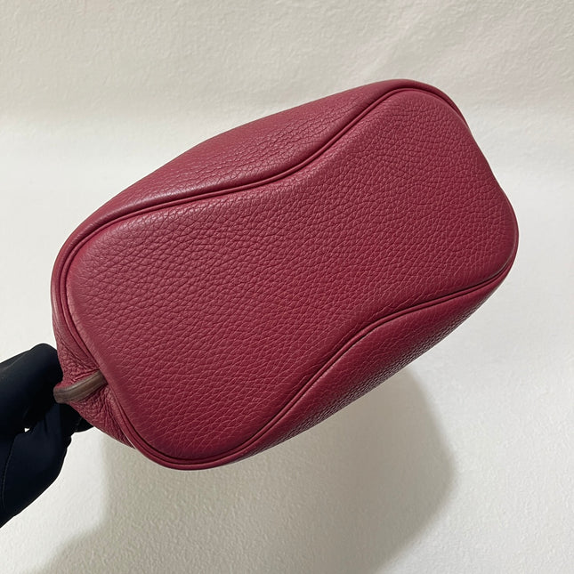 Sold Hermes So Kelly 26 Preloved 2010 Red Shoulder Bag